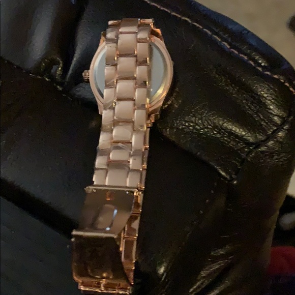 Watch - Picture 2 of 2